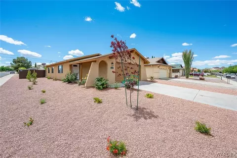 1744 Airfield Ave, Kingman, AZ 86401