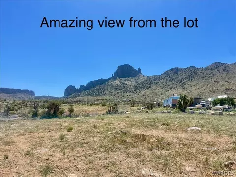 000 Nolan Dr, Dolan Springs, AZ 86441