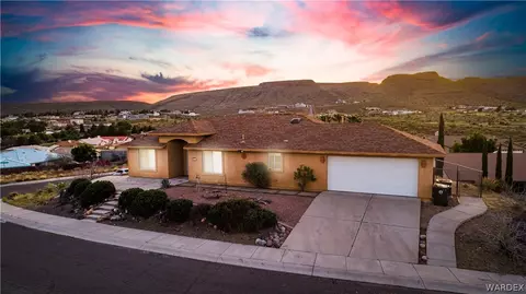 4005 Redhill Dr, Kingman, AZ 86409