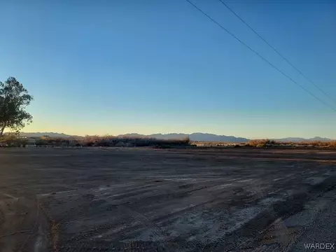 000 Windrush Ln, Mohave Valley, AZ 86440