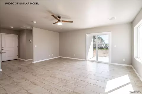 2725 E Devlin Ave, Kingman, AZ 86409 photo 3