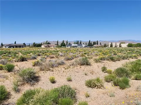 7539 E Cayuse Cir, Kingman, AZ 86401 photo 3