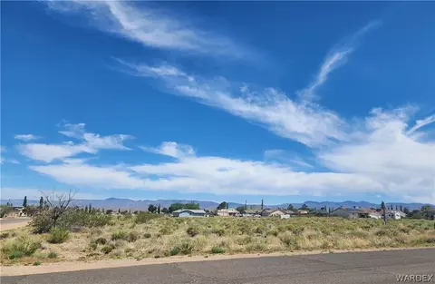 7733 E Sugarloaf St, Kingman, AZ 86401