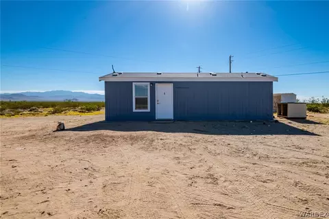 5623 S Manzanita Rd, Golden Valley, AZ 86413