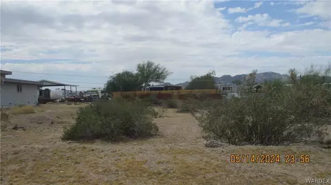 4544 E Park Dr, Topock, AZ 86436