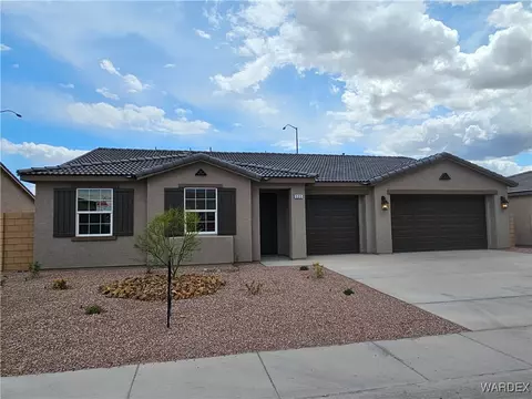 530 Mcalister Dr, Bullhead City, AZ 86442