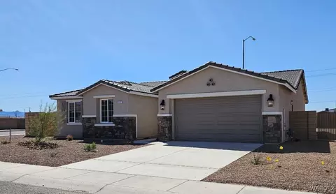 538 Mcalister Dr, Bullhead City, AZ 86442