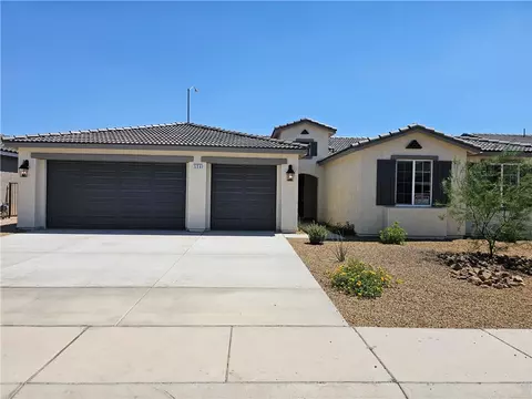 506 Mcalister Dr, Bullhead City, AZ 86442