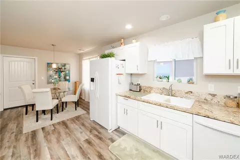2855 E Devlin Ave, Kingman, AZ 86409 photo 7