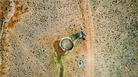 35 E Wagon Bow Trl, Wikieup, AZ 85360 photo 9