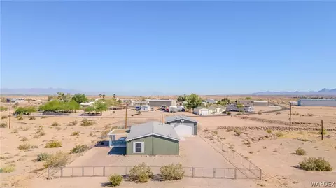 13107 S Cove Pkwy, Topock, AZ 86436