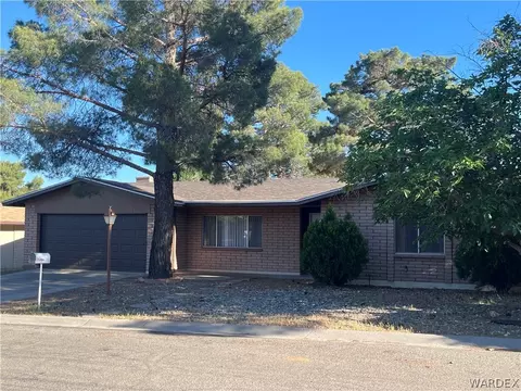 980 Hillside Dr, Kingman, AZ 86409 photo 2