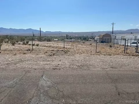 2259 W Riverview Cir, Bullhead City, AZ 86442