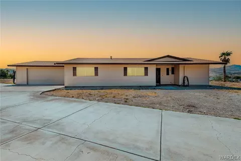 1350 Palma Pl, Bullhead City, AZ 86442