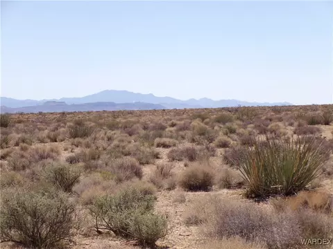 lot126 Horse Mesa Rd, Golden Valley, AZ 86413