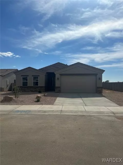 3442 Double O Dr, Kingman, AZ 86409