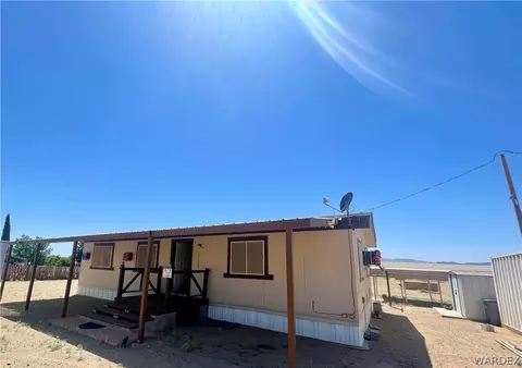 15781 N Del Norte Dr, Dolan Springs, AZ 86441
