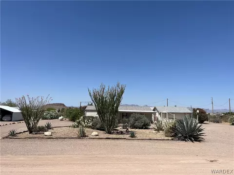 3159 S Kevin Dr, Golden Valley, AZ 86413