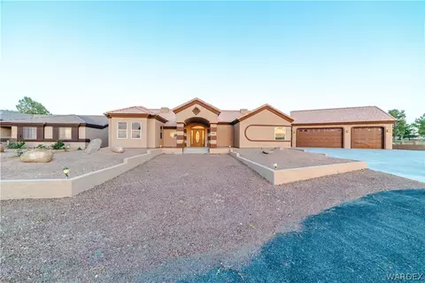 7623 E Oxbow Dr, Kingman, AZ 86401 photo 3
