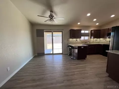 2843 E Luna Vis, Kingman, AZ 86409 photo 11