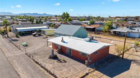 1180 Quartz Ave, Bullhead City, AZ 86442