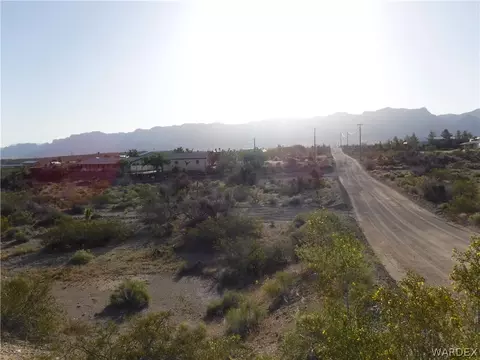 549 W Echo Dr, Meadview, AZ 86444 photo 2