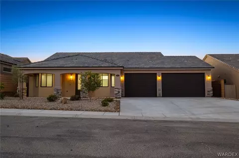 2205 Hutch St, Fort Mohave, AZ 86426