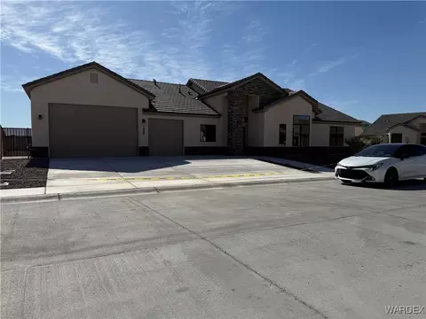 1280 E Barbary Dr, Fort Mohave, AZ 86426