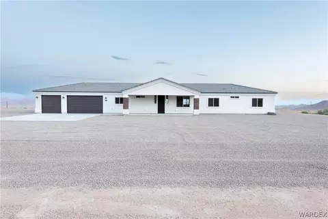 9740 N Atossa Rd, Kingman, AZ 86401