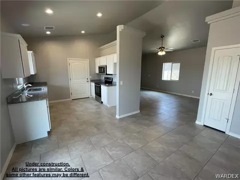3330 E Farm Crest Ave, Kingman, AZ 86409 photo 6