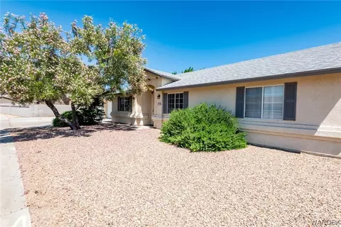 3761 N Irving St, Kingman, AZ 86409