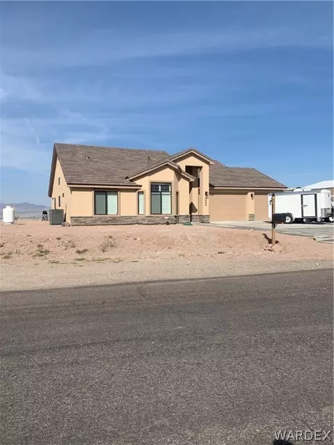 4095 Mercer Rd, Bullhead City, AZ 86429