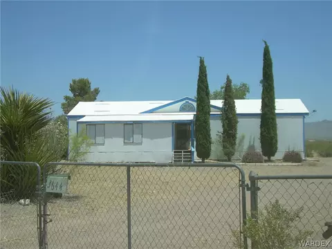 3644 N Eloy Rd, Golden Valley, AZ 86413