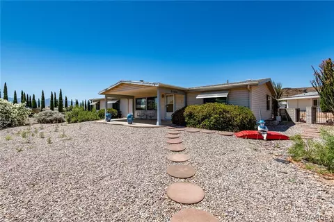 1080 E Huffman Way, Kingman, AZ 86409