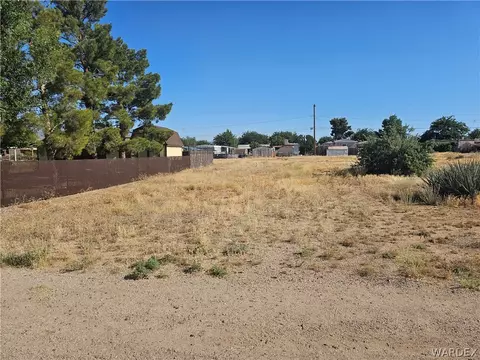 3072 E Mcvicar Ave, Kingman, AZ 86409 photo 1