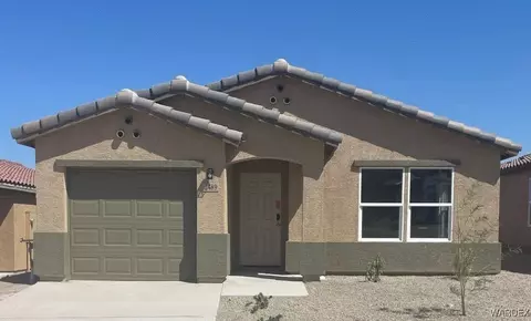 2489 Pesuna Dr, Bullhead City, AZ 86442