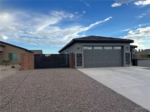1706 E Feather Bush Way, Fort Mohave, AZ 86426