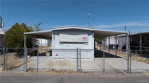 2115 Diamond Dr, Bullhead City, AZ 86442