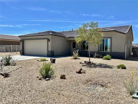 6726 W Brook Dr, Golden Valley, AZ 86413