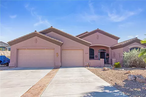 1229 Coghill Ct, Bullhead City, AZ 86429