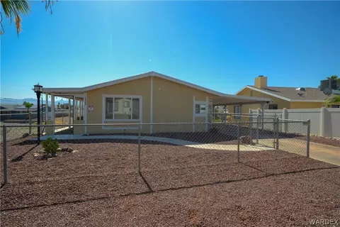 1424 Paradise Ln, Bullhead City, AZ 86442