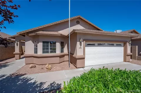 3575 N Lomita St, Kingman, AZ 86409