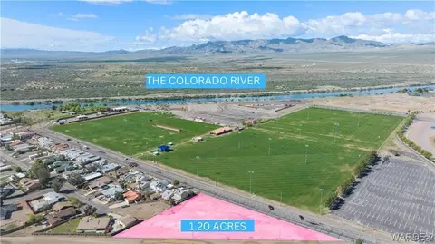 2416 Lakeside Dr, Bullhead City, AZ 86442