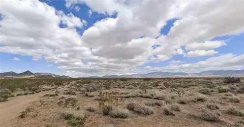 Lot 11 N Stewart Mountain Road, Golden Valley, AZ 86413