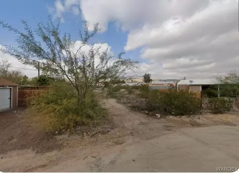 1818 Arrowhead Cv, Bullhead City, AZ 86442