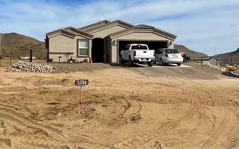 3356 N Bryce Rd, Golden Valley, AZ 86413