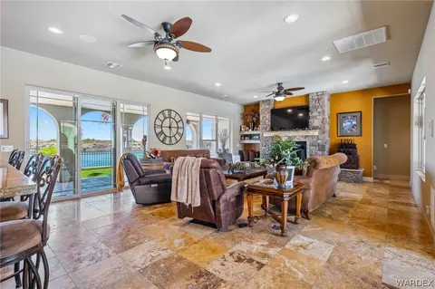 Living - 4470 Bourbon St, Needles, CA 92363 photo 2 of 7