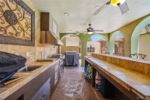 Kitchen - 4470 Bourbon St, Needles, CA 92363 photo 6 of 9