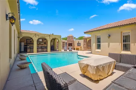 Exterior - 4470 Bourbon St, Needles, CA 92363 photo 5 of 19