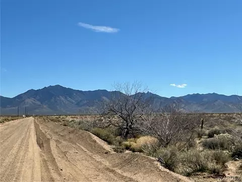 000 5th St, Dolan Springs, AZ 86441